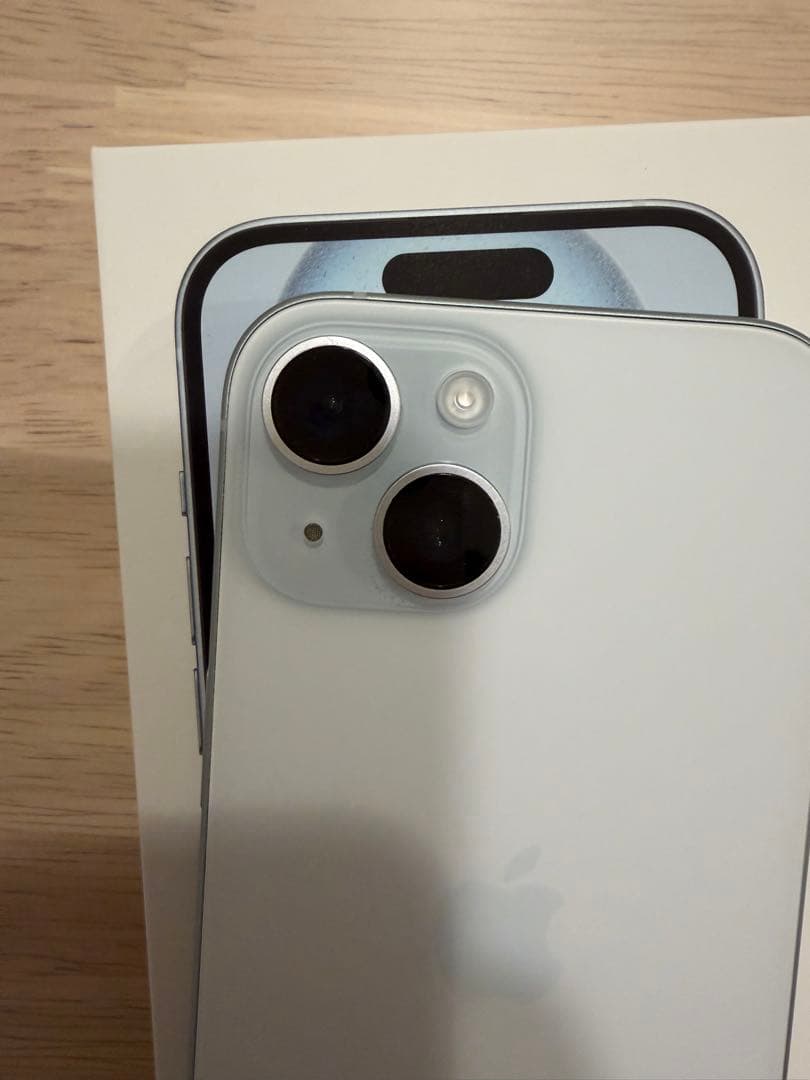 iPhone 15 256GB ブルー