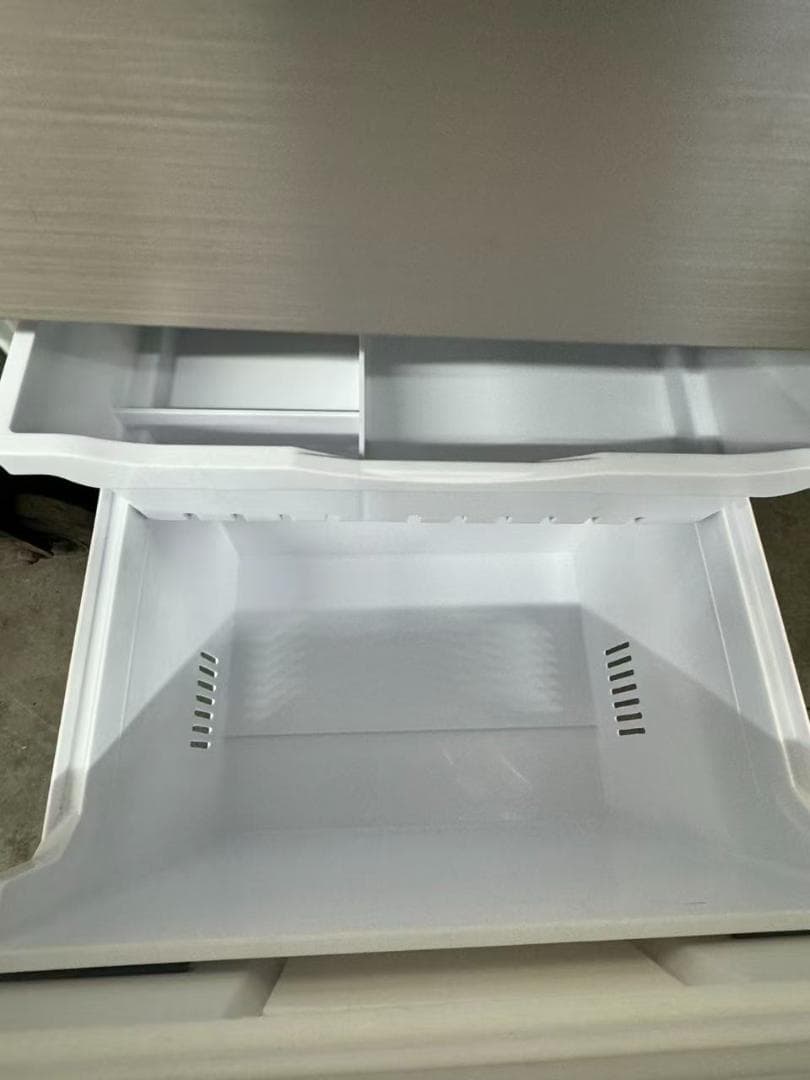 冷蔵庫　日立　3ドア　2019年製　R-V32KV(N)