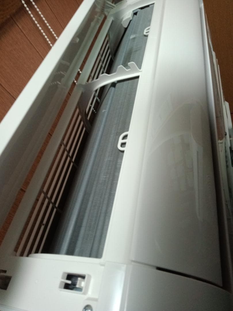 取付工事無料！取外し工事無料！配送込み！保証付き！少し大きめ8畳用！とても奇麗♪