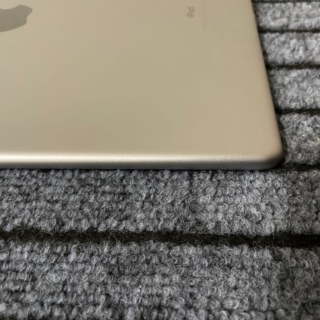 145 iPad Pro 12.9 2世代 256GB Wi-Fi グレイ