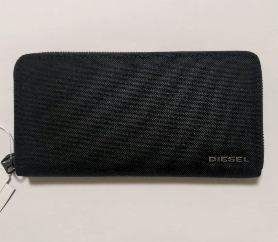匿名配送★ディーゼル DIESEL 長財布 ラウンドファスナー X06128 黒