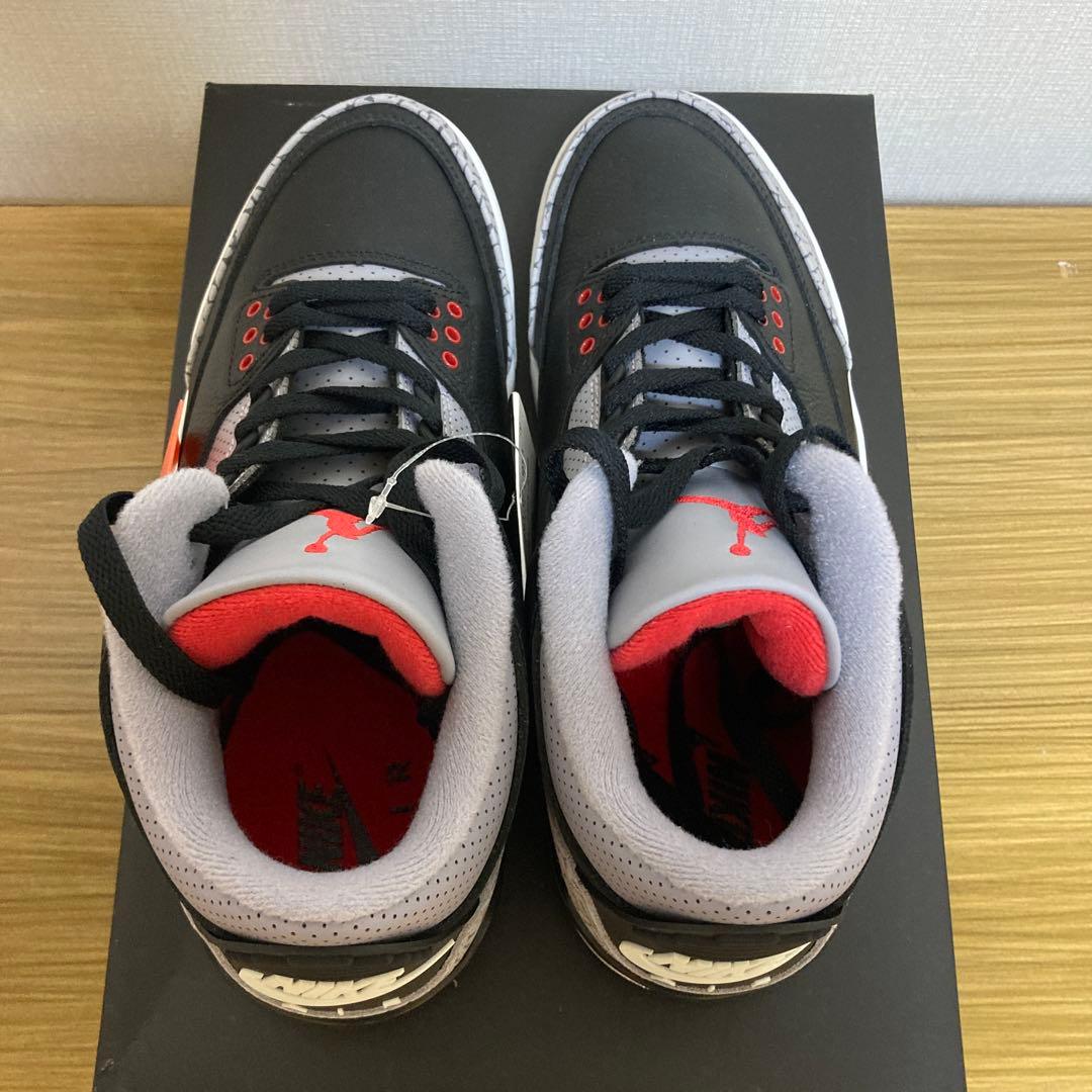靴 Air Jordan 3 Retro Black Cement (2024)