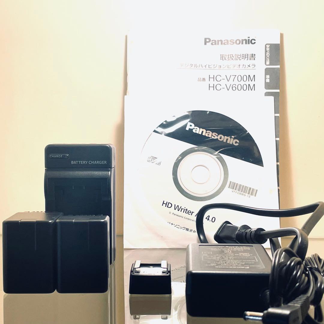 【美品】 Panasonic HC-V700M ビデオカメラ