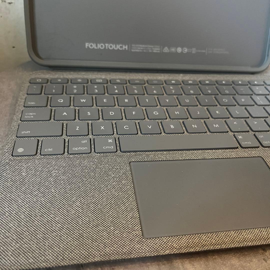 logicool FOLIO TOUCH iPad Proキーボード　第一ニ世代
