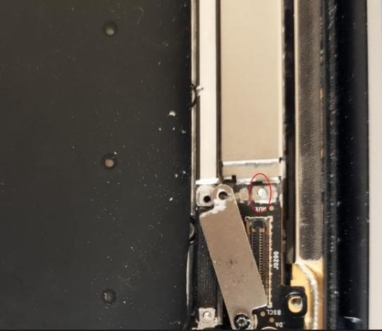 MACBOOK　PRO　13インチ　A1708用の液晶パネル