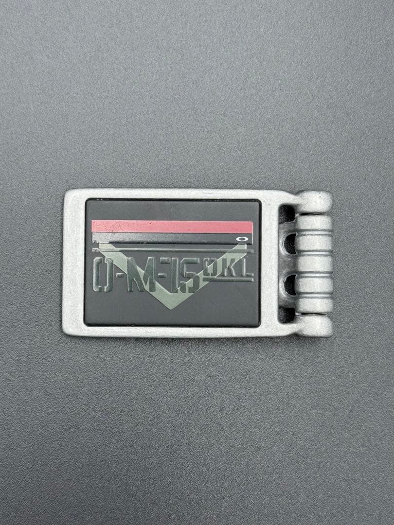 【新品・希少】オークリー マネークリップウォレット