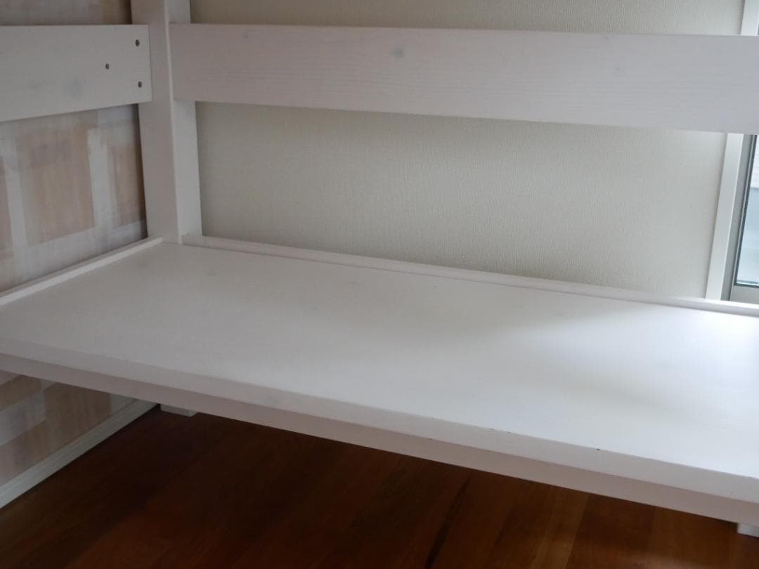 【直接引き渡しのみ】美品、ロフトベッド イーニーMid ホワイト 宮棚付　収納