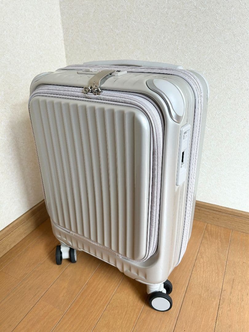 【美品✨️】CARGフロントオープンスーツケース　サテンゴールド 22L