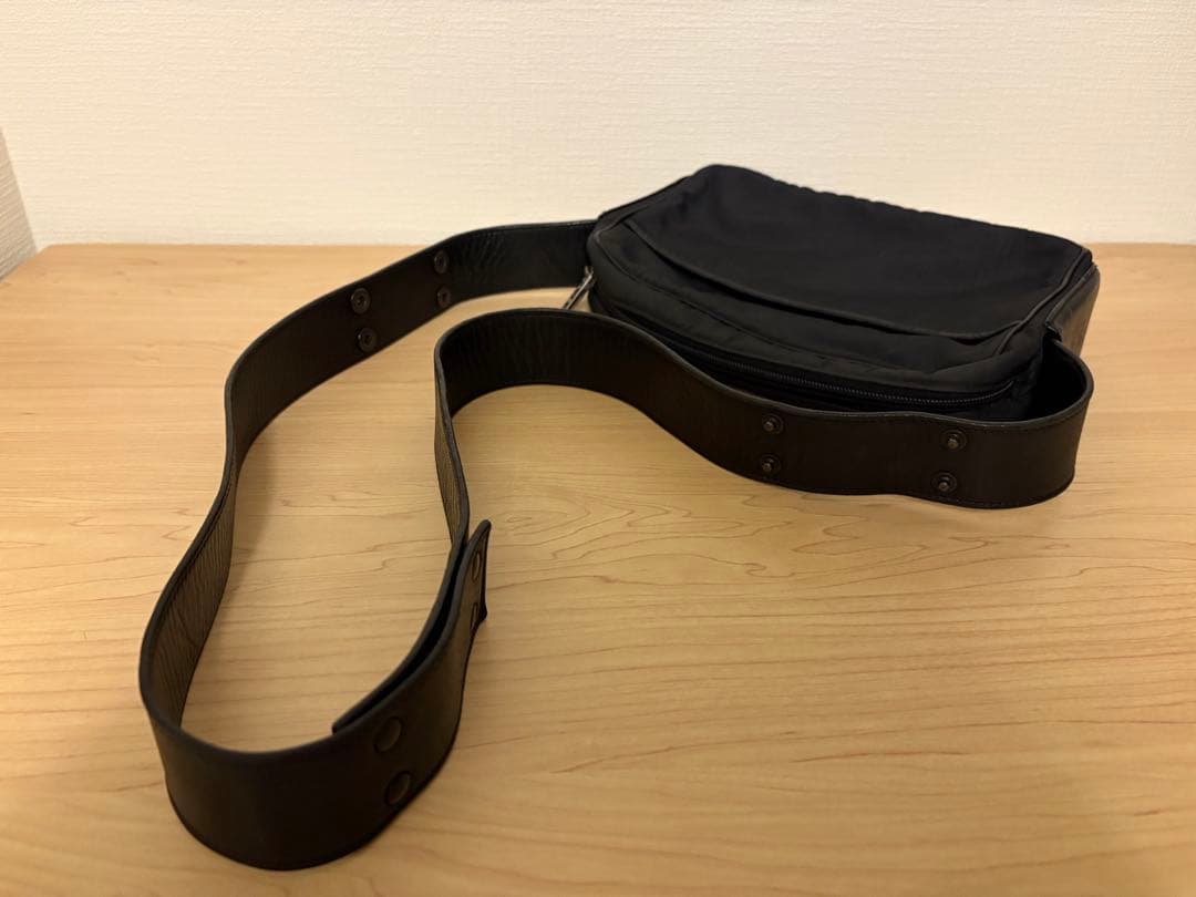 LOEWE ショルダー メッセンジャーバック