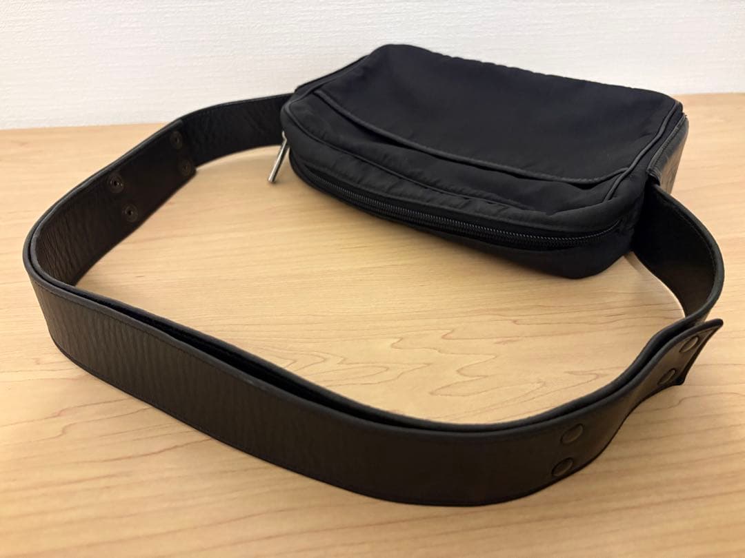 LOEWE ショルダー メッセンジャーバック