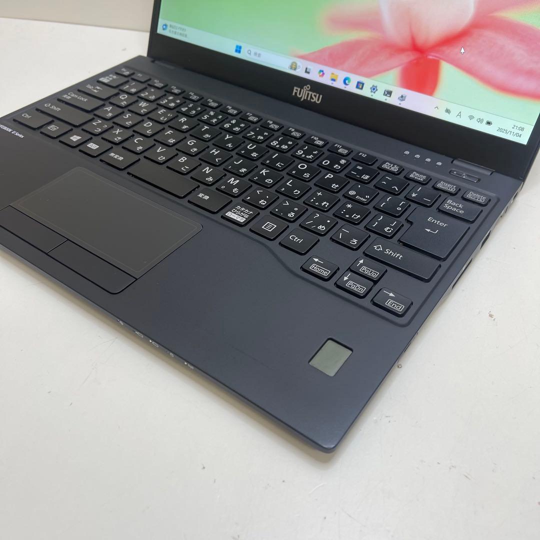 #420 富士通 LIFEBOOK U939/B i5-8365U 8GB