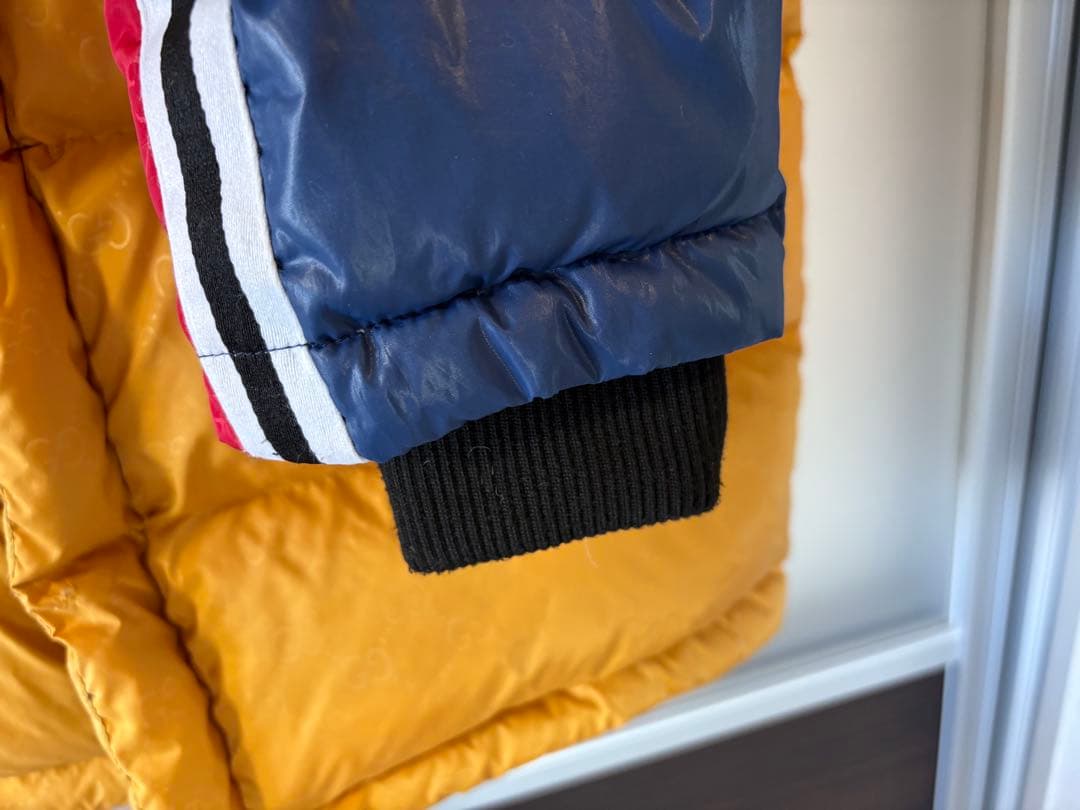 GUCCI マルチカラーダウンジャケット