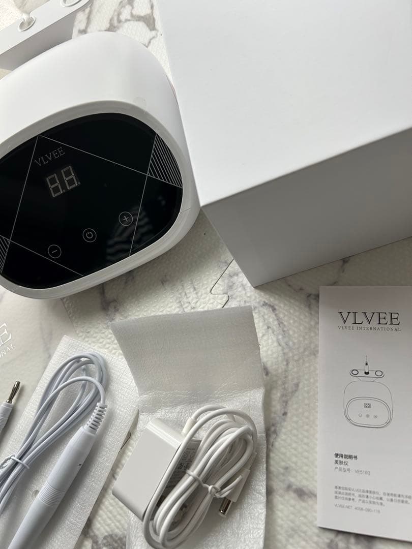 VLVEE 美容器 デジタル表示 シミケア機器 シミ取り！新品未使用！！