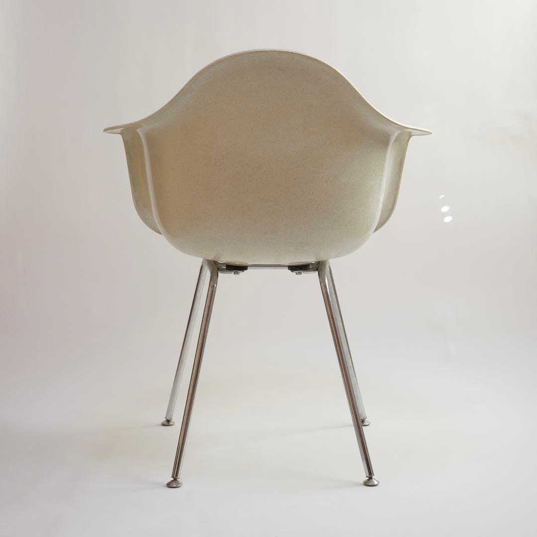 MODERNICA アームシェルチェア Hベース イームズ