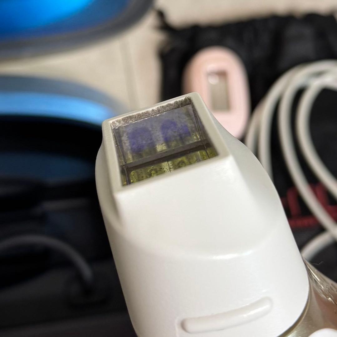 ケノン 8.0 脱毛器　シャンパンゴールド取扱説明書付き