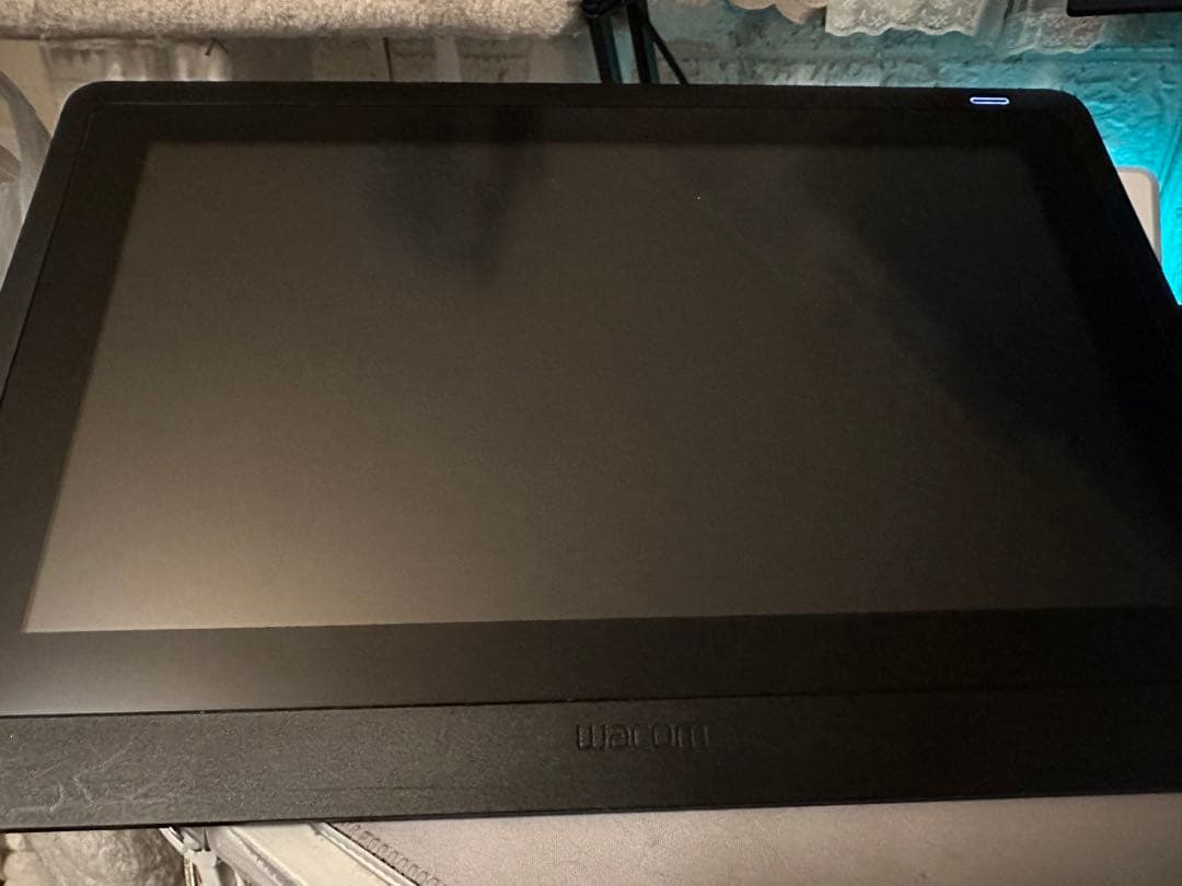 ‎Wacom ワコム Cintiq16　15.6インチ スタンド付き