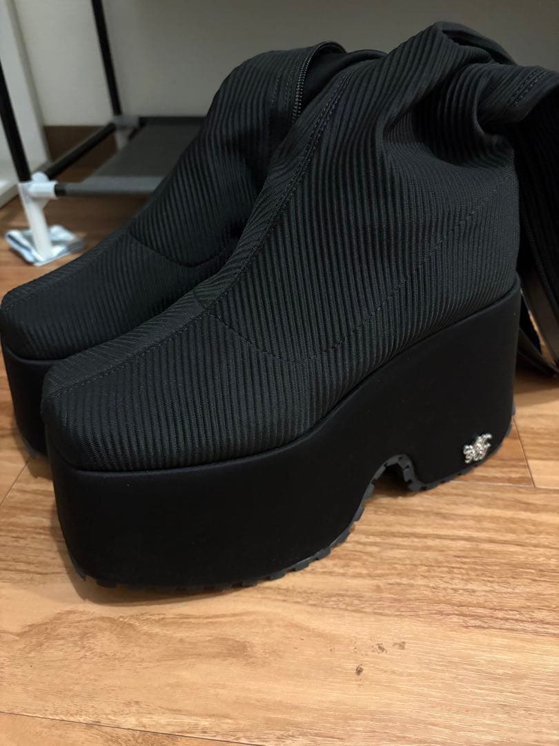 12cm盛れるロングブーツ　ミシェルマカロン