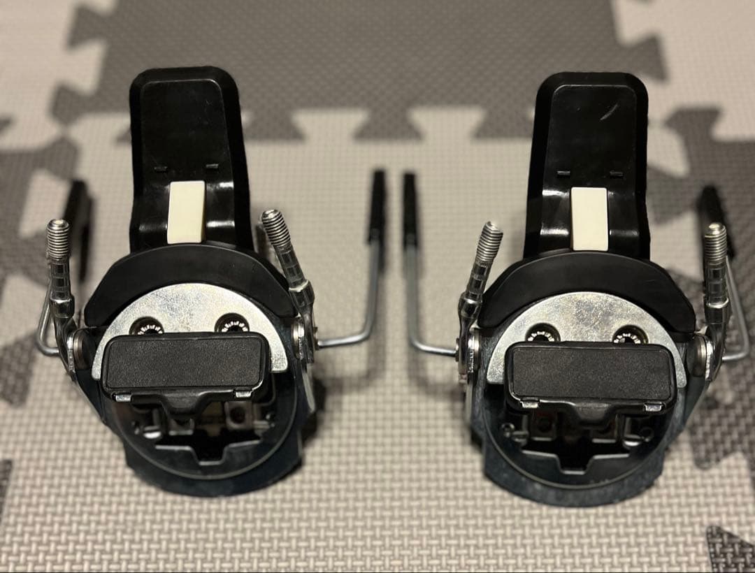 LOOK スキービンディングPIVOT 15 ブレーキ幅75mm 、115mm