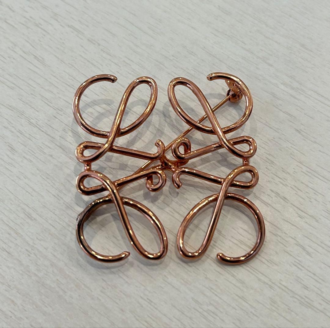 クレーン様 LOEWE ロエベ ローズゴールド ブローチ