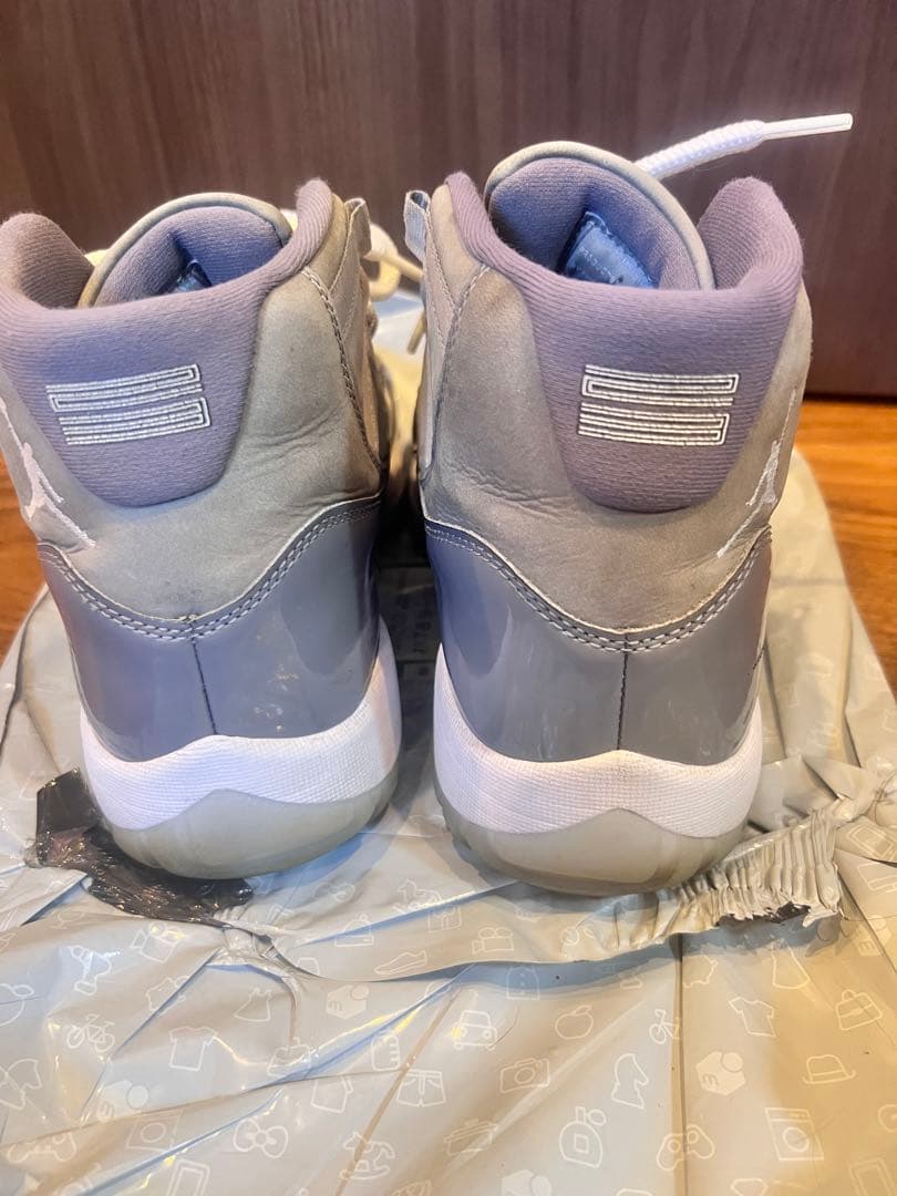 Nike Air Jordan 11 Retro Cool Grey スニーカー