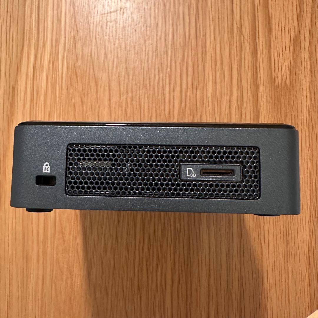 intel nuc BOXNUC8i3 ミニPC デスクトップ 1TB 16GB