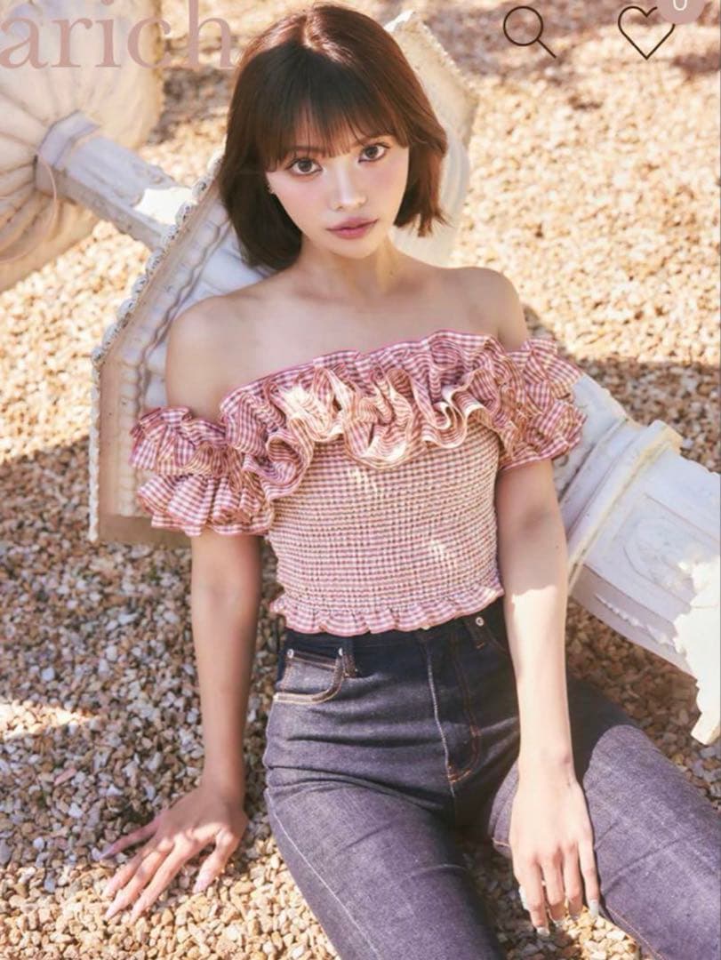 ダーリッチ ギンガムチェックオフショルトップス