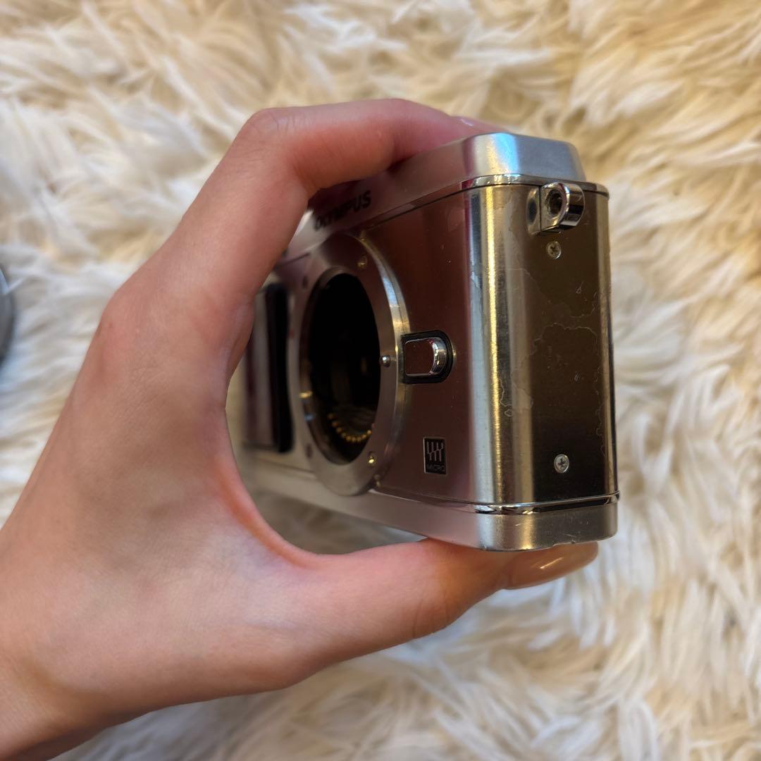 OLYMPUS ミラーレス一眼カメラ　限定版