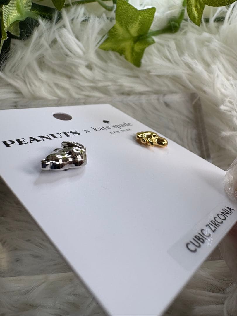 PEANUTS x kate spade ピアス スヌーピー
