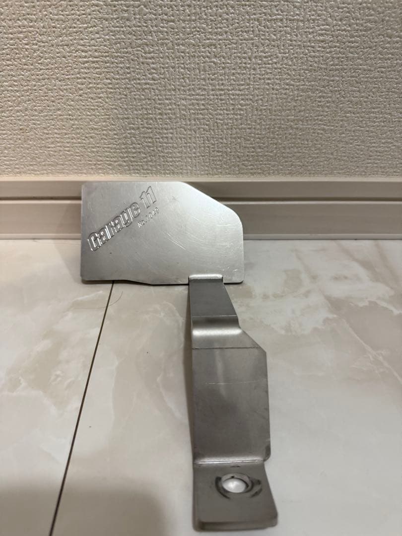 ハイエース フットレスト 運転席側 garage11