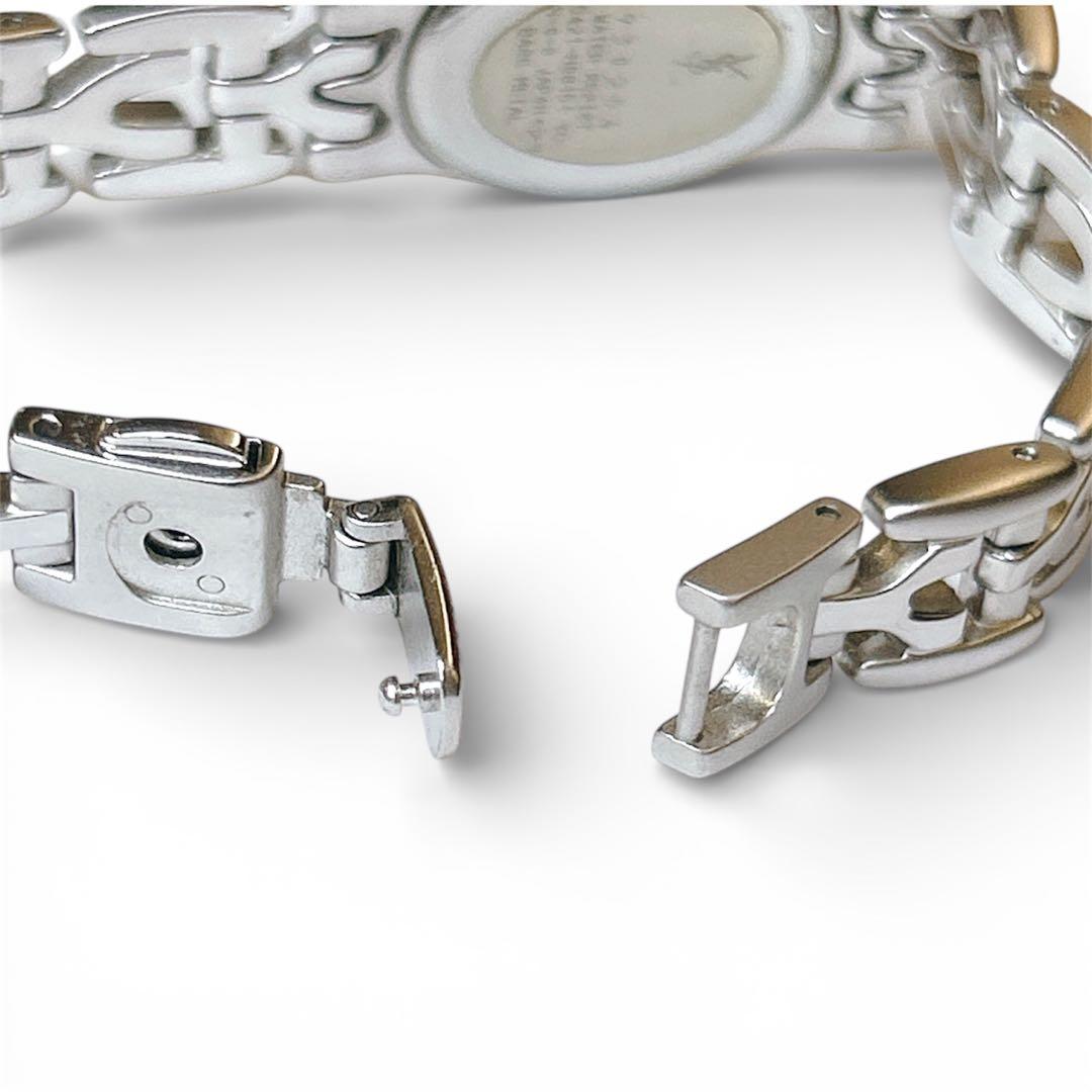 美品✨稼働品　イヴ・サンローラン　オーバル クォーツ　アクセサリー　腕時計　華奢