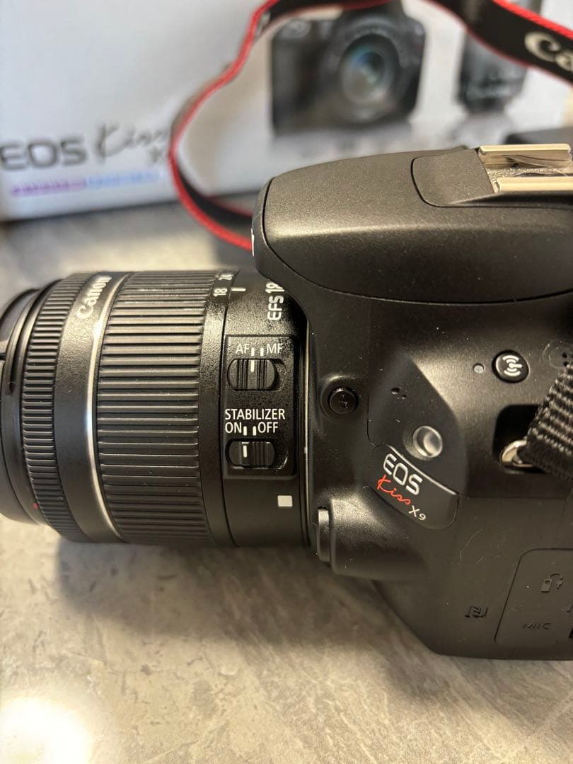 美品Canon EOS kiss X9 ダブルレンズセット