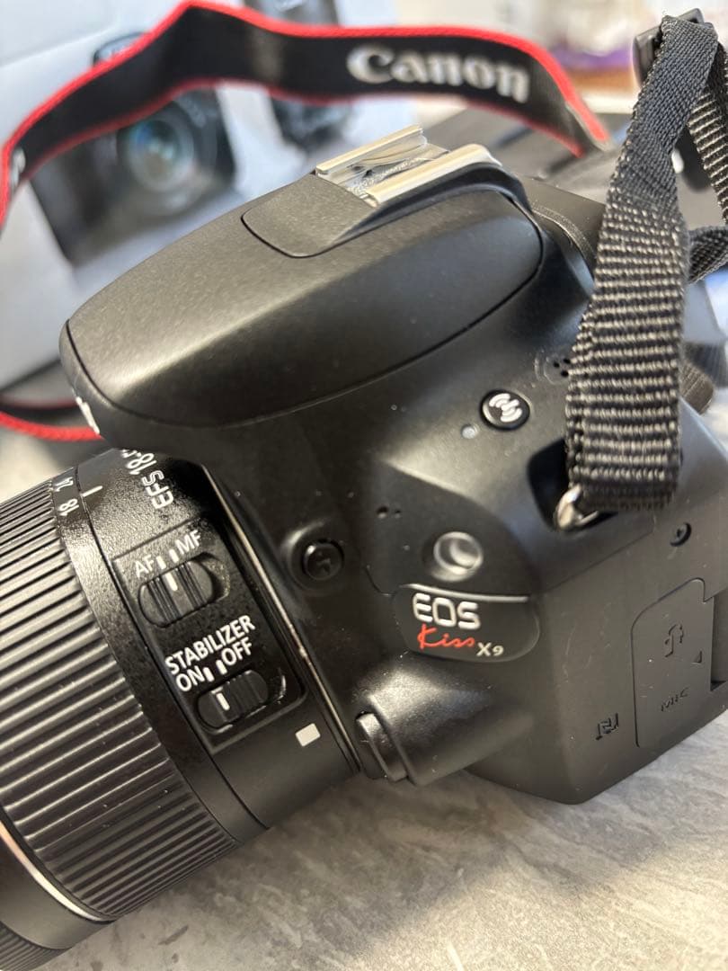 美品Canon EOS kiss X9 ダブルレンズセット