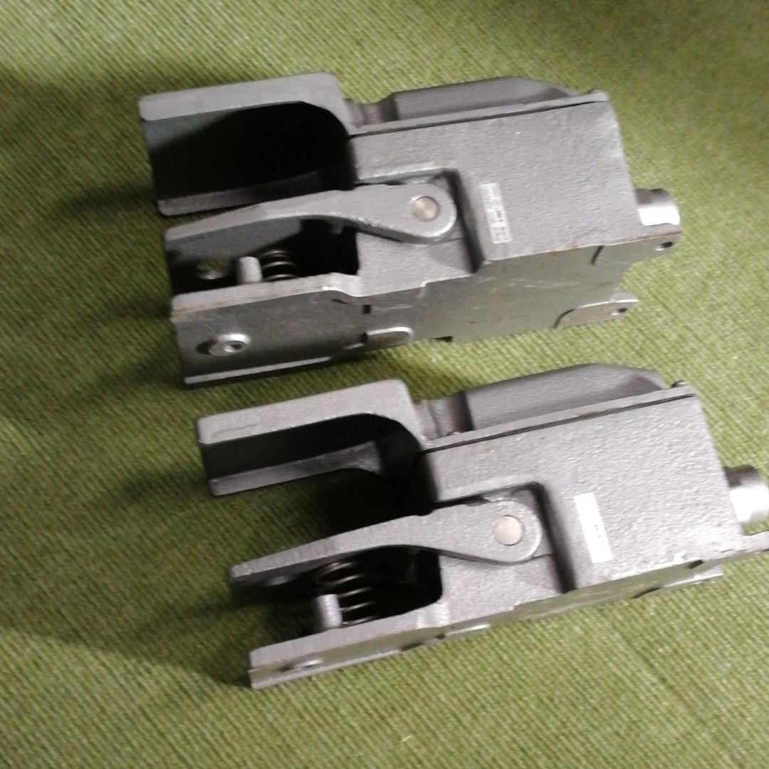 和泉電気のフットスイッチ２台