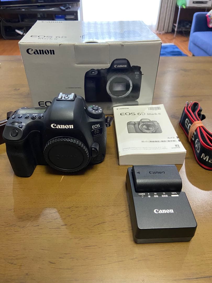 Canon EOS 6D Mark II 本体　お子さまやペット撮影に。おまけ付