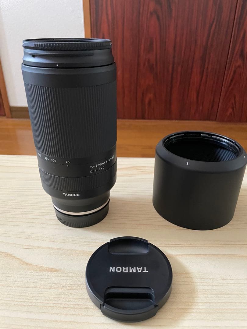 タムロン70-300mm F/4.5-6.3Di III RXDフィルターおまけ
