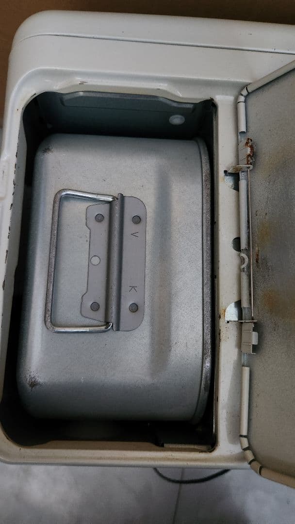 ヤッさん 22年製 CORONA 石油ファンヒーター