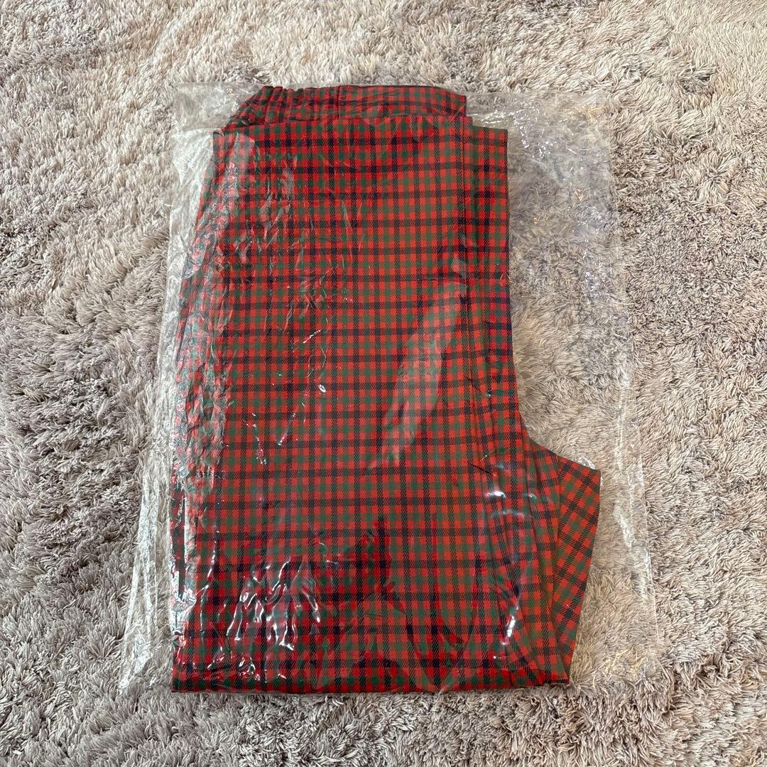 新品未使用　ファミリア　赤系チェック　パンツ　9分丈　赤　130 男の子　女の子
