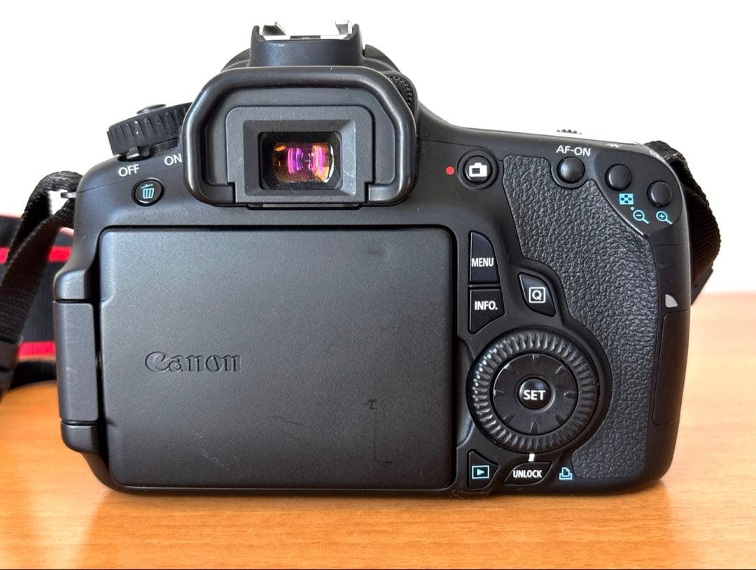 Canon EOS 60D ダブルレンズキット 三脚・バッグ付 初心者向けセット