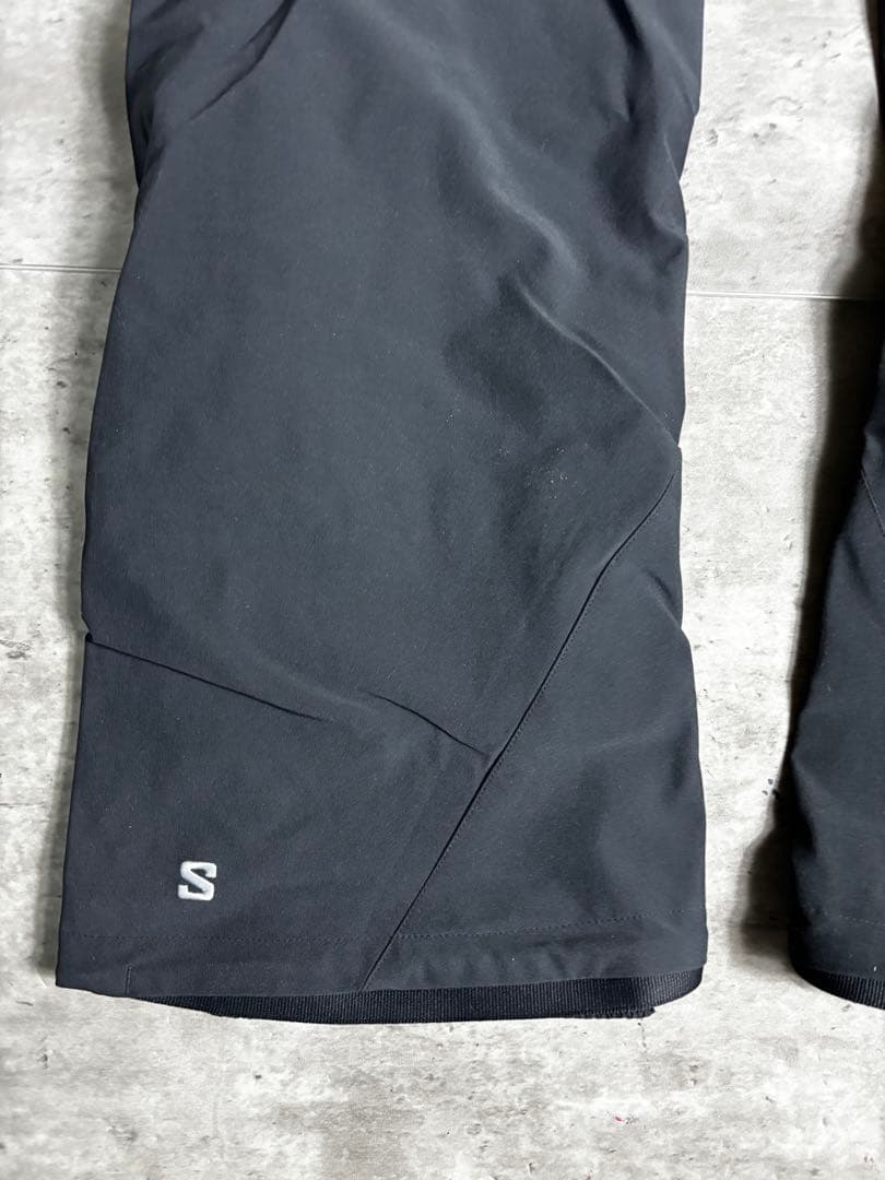 新品タグ付き SALOMON スノーボードウェア ジャケットのみ