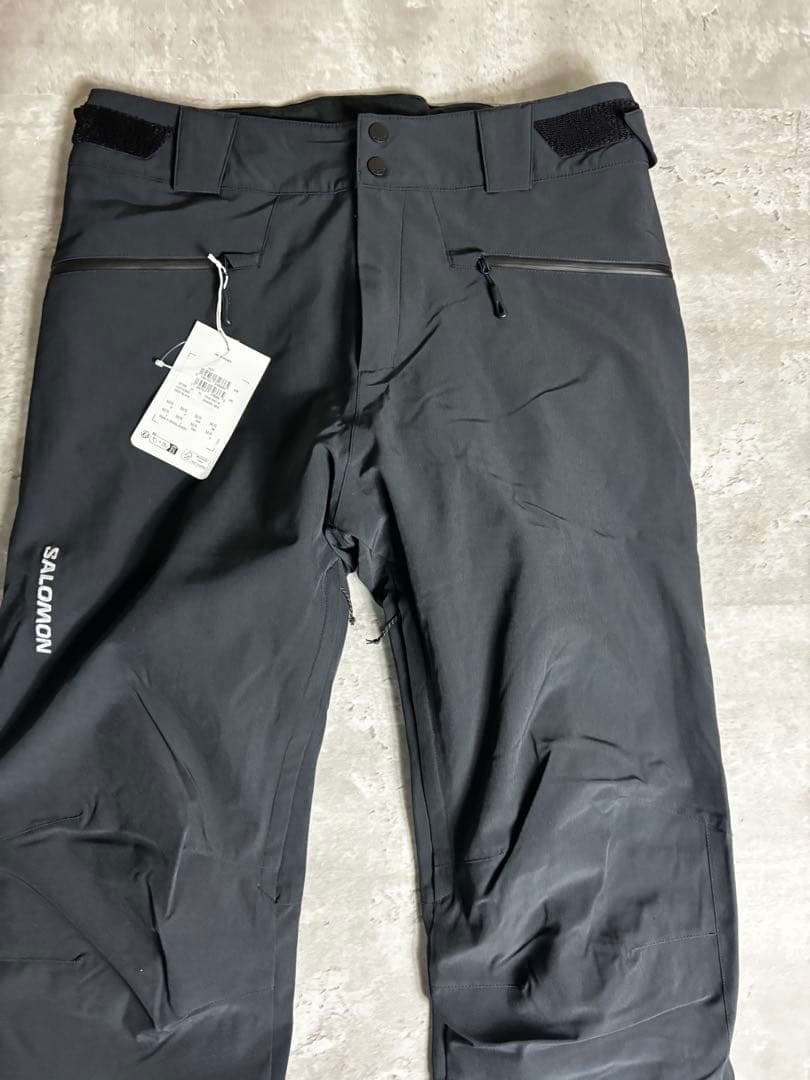 新品タグ付き SALOMON スノーボードウェア ジャケットのみ