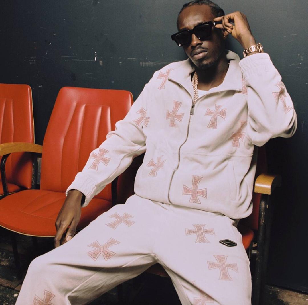 未使用 アンノウン ロンドン ベロア セットアップ 上下 XS ラインストーン