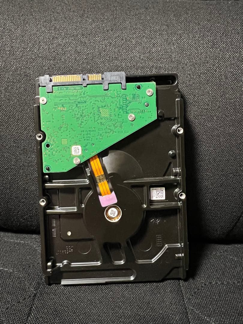 美品‼︎低使用時間 Seagate Barracuda 8TB 内蔵型HDD