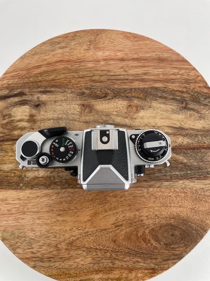 r*y様 Nikon FE 美品