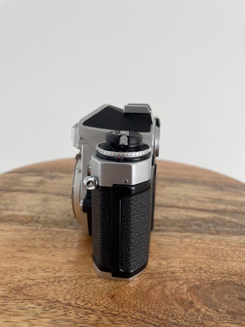 r*y様 Nikon FE 美品