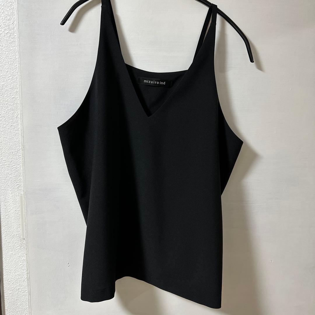 mizuiro ind 黒 Vネック キャミソール