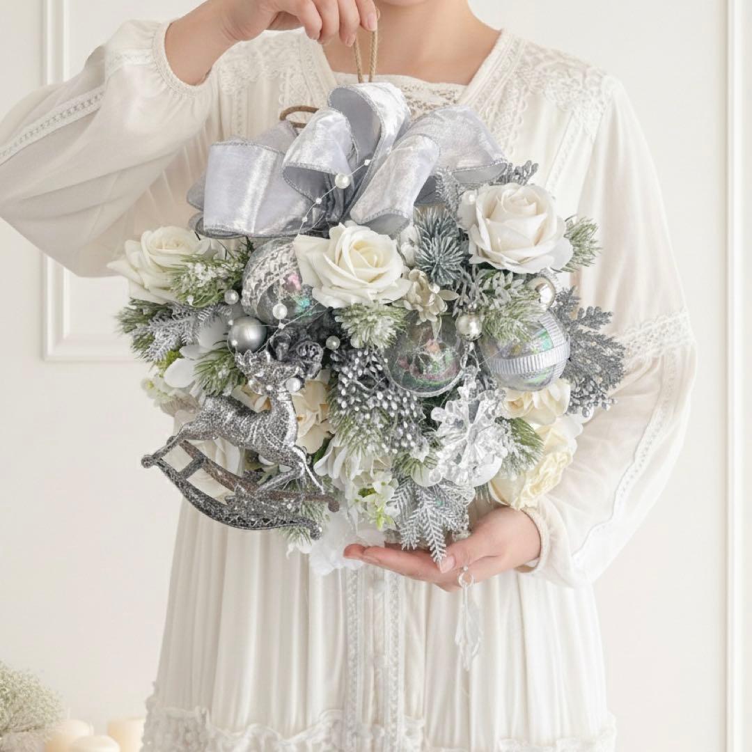クリスマスリース シルバーとホワイトの輝き クリスマスギフト アートフラワー