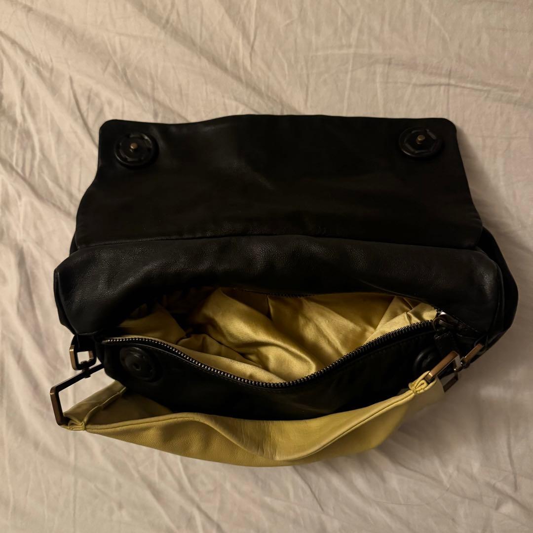 バッグ SS2001 PRADA archive leather handbag