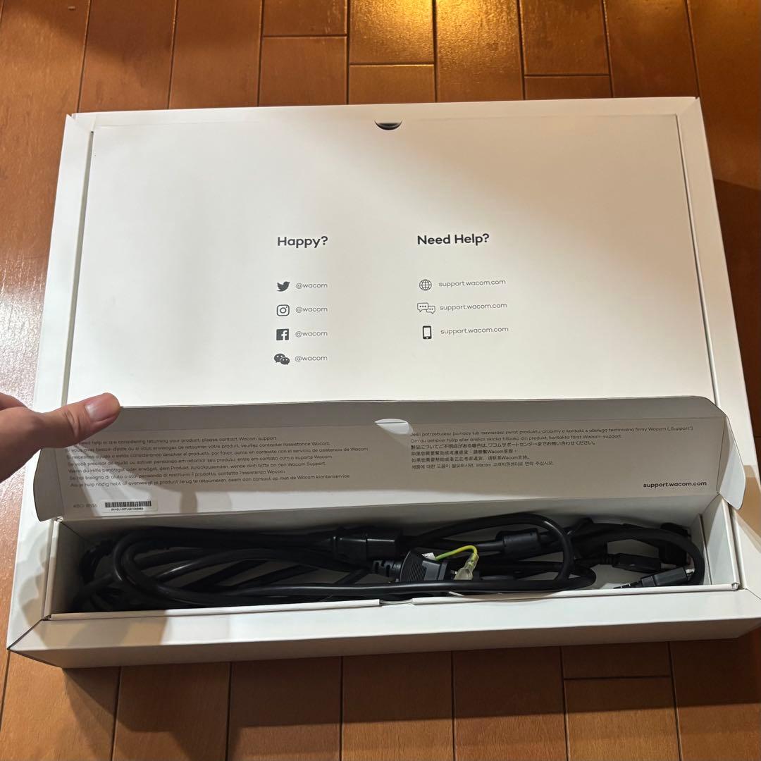 液タブ・ペンタブ Wacom Cintiq 16 (DTK1660)