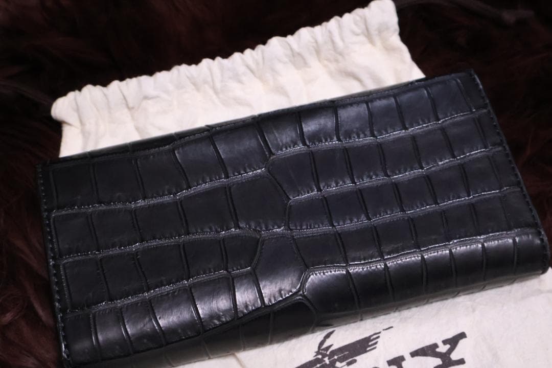 新品未使用 ファニー FUNNY トリフォード ポロサス 小銭入れ付き 長財布