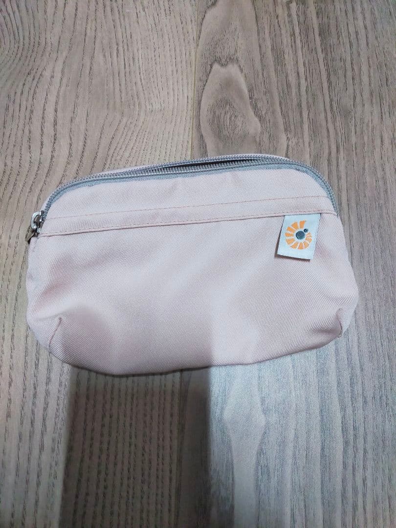 【土日限定値下げ】エルゴベビー OMNI BREEZE 抱っこ紐ピンク収納袋付き